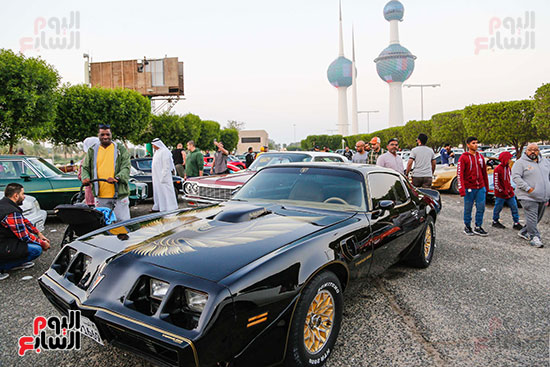 معارض السيارات القديمة بالكويت (16)