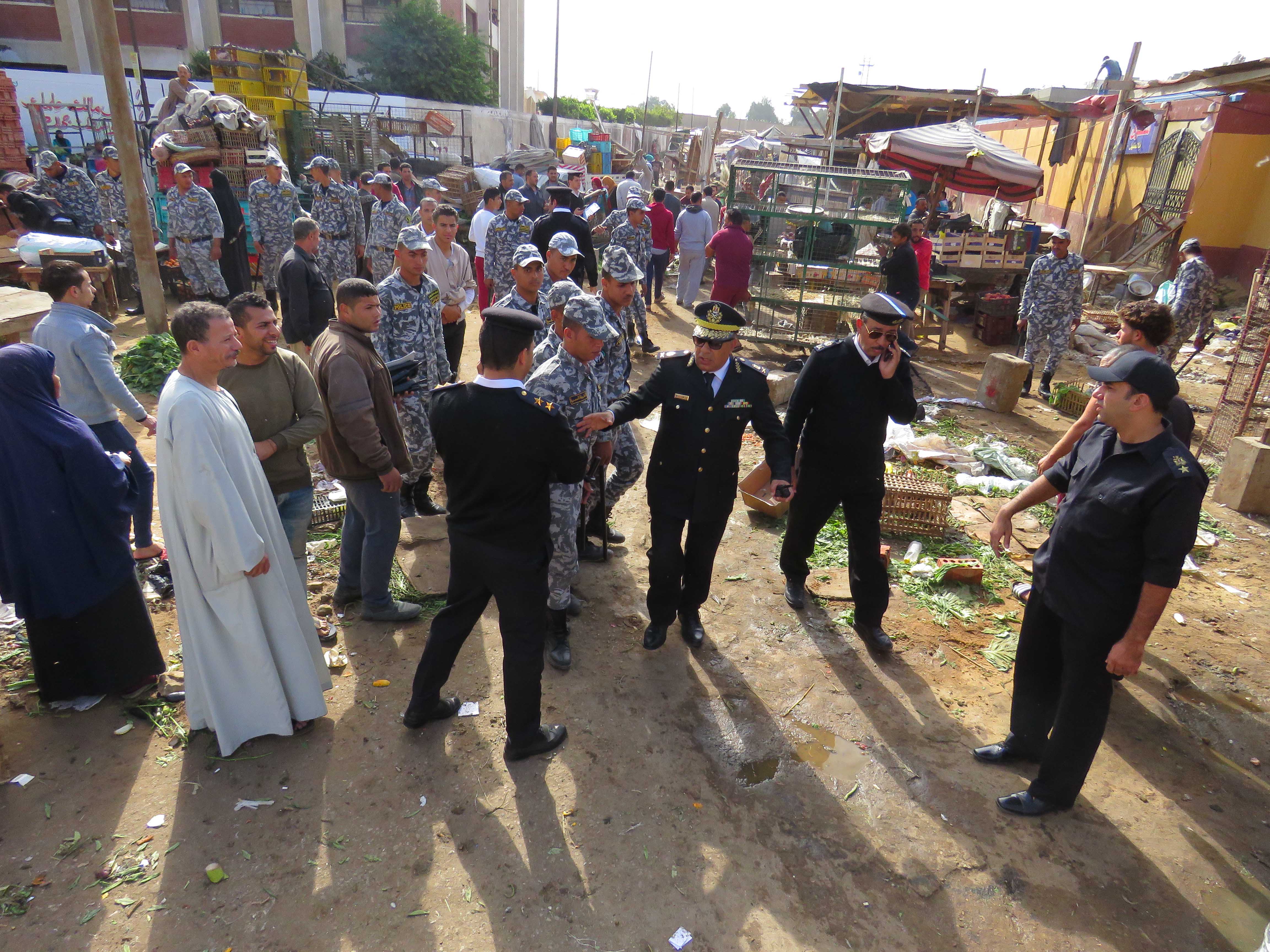 حملات تطهير سوق بمدينة نصر