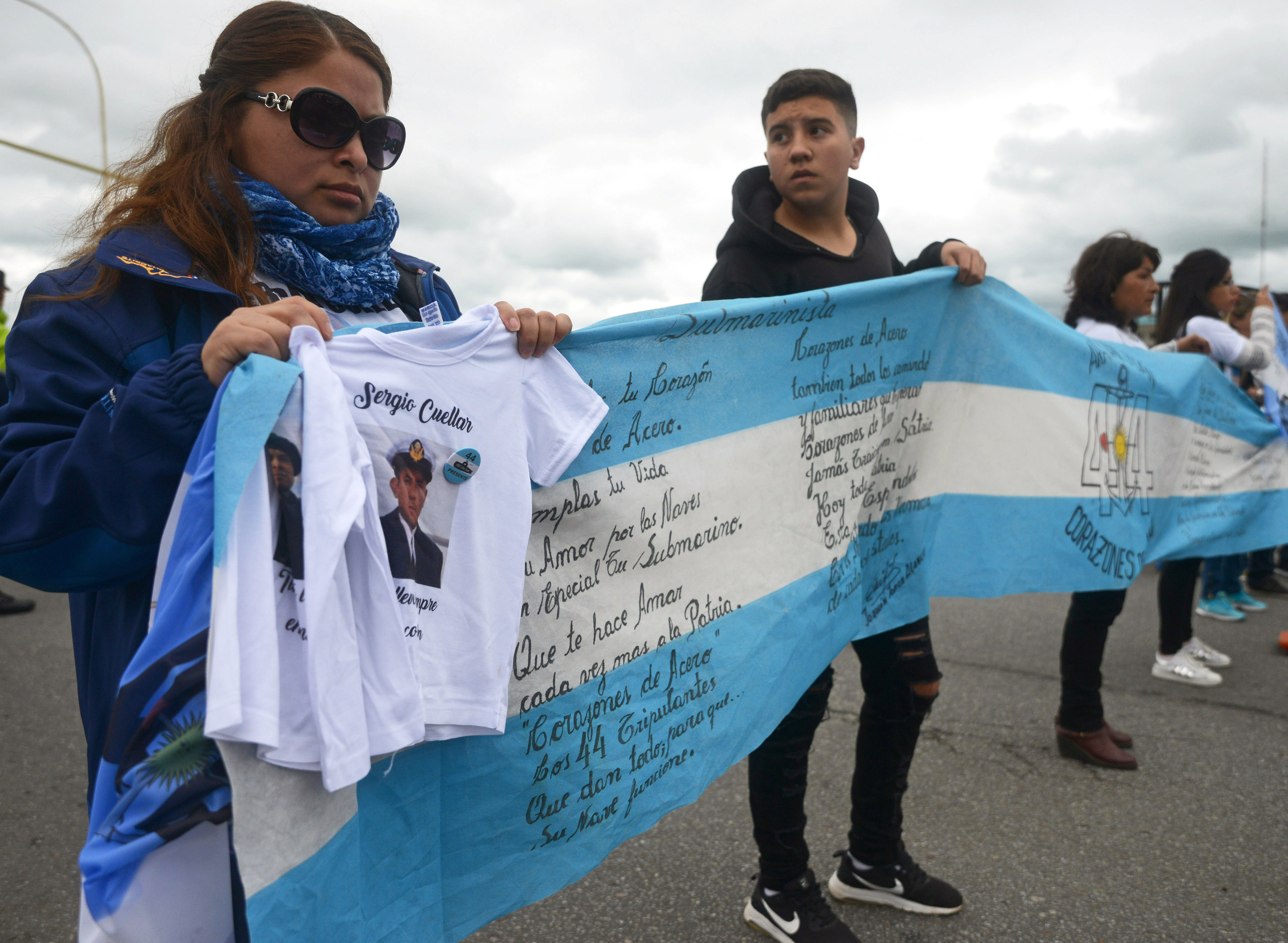 أقارب ضحايا الغواصة الأرجنتينية