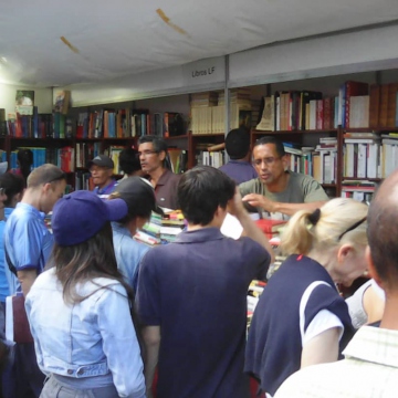  معرض فنزويلا الدولى للكتاب  (4)