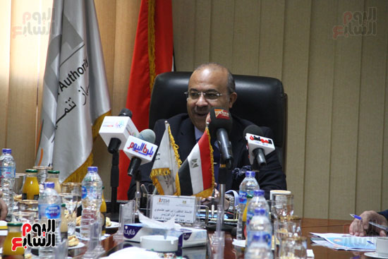 إبراهيم عشماوى، مساعد أول وزير التموين للاستثمار ورئيس جهاز تنمية التجارة الداخلية (13)