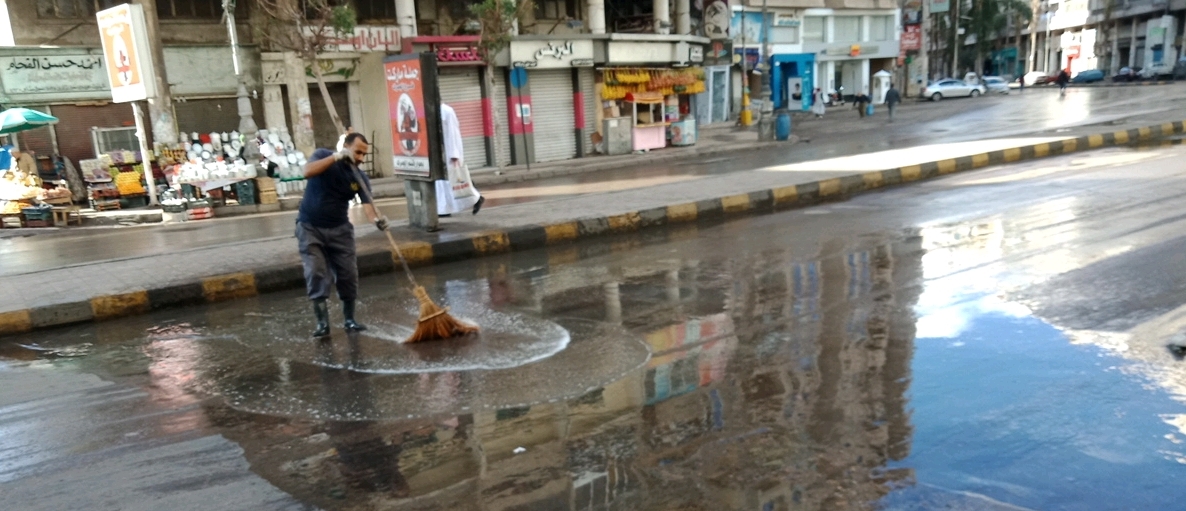 . إستمرار سقوط الامطار المتوسطة على الاسكندرية (4)