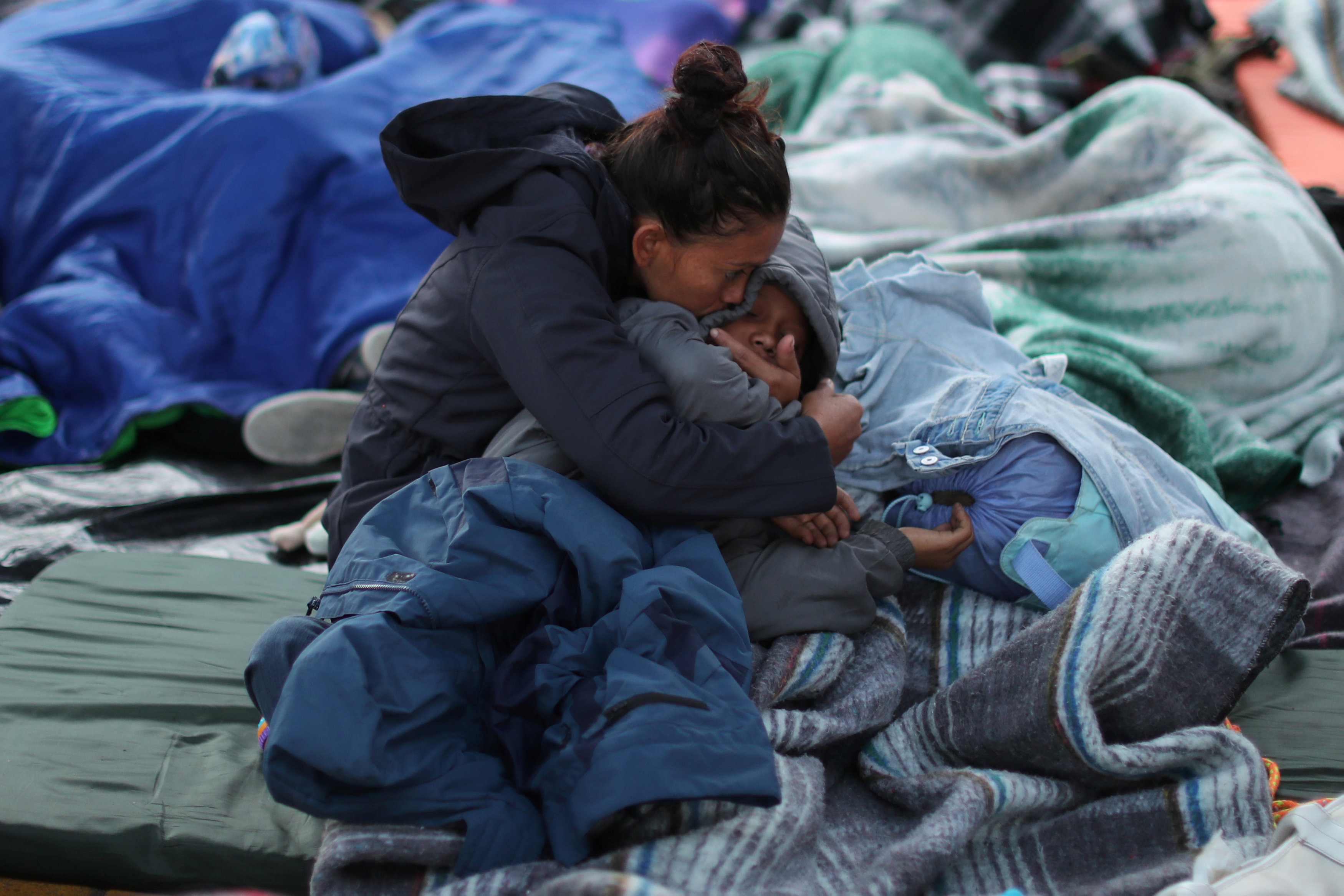 آلاف المهاجرون فى مخيم للايواء بالمكسيك (8)