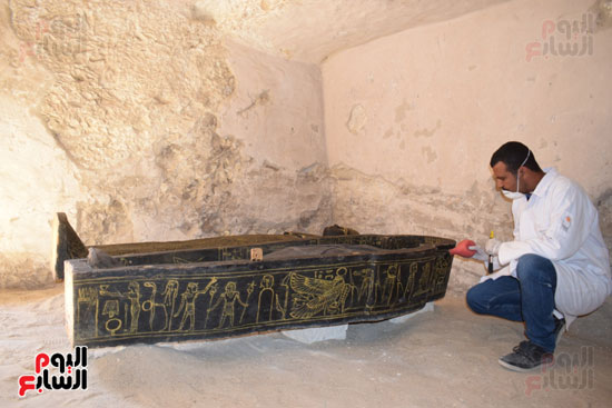 وزير الآثار يعلن اكتشاف مقبرة ثاو آر خت إف بالأقصر (7)