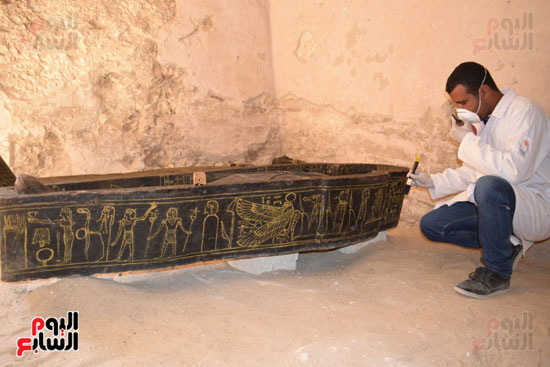 وزير الآثار يعلن اكتشاف مقبرة ثاو آر خت إف بالأقصر (8)