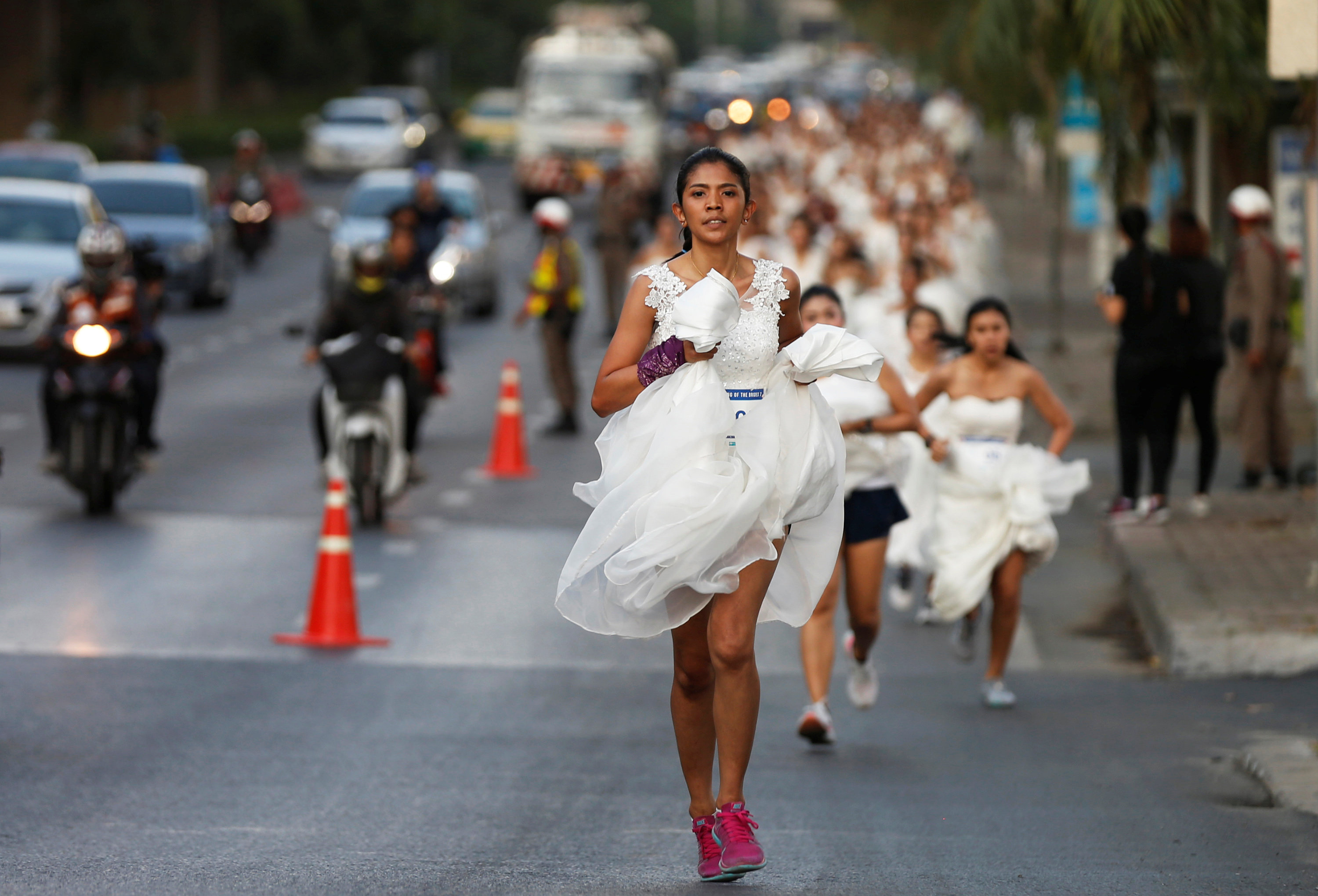 سباق العرائس فى تايلاند (7)