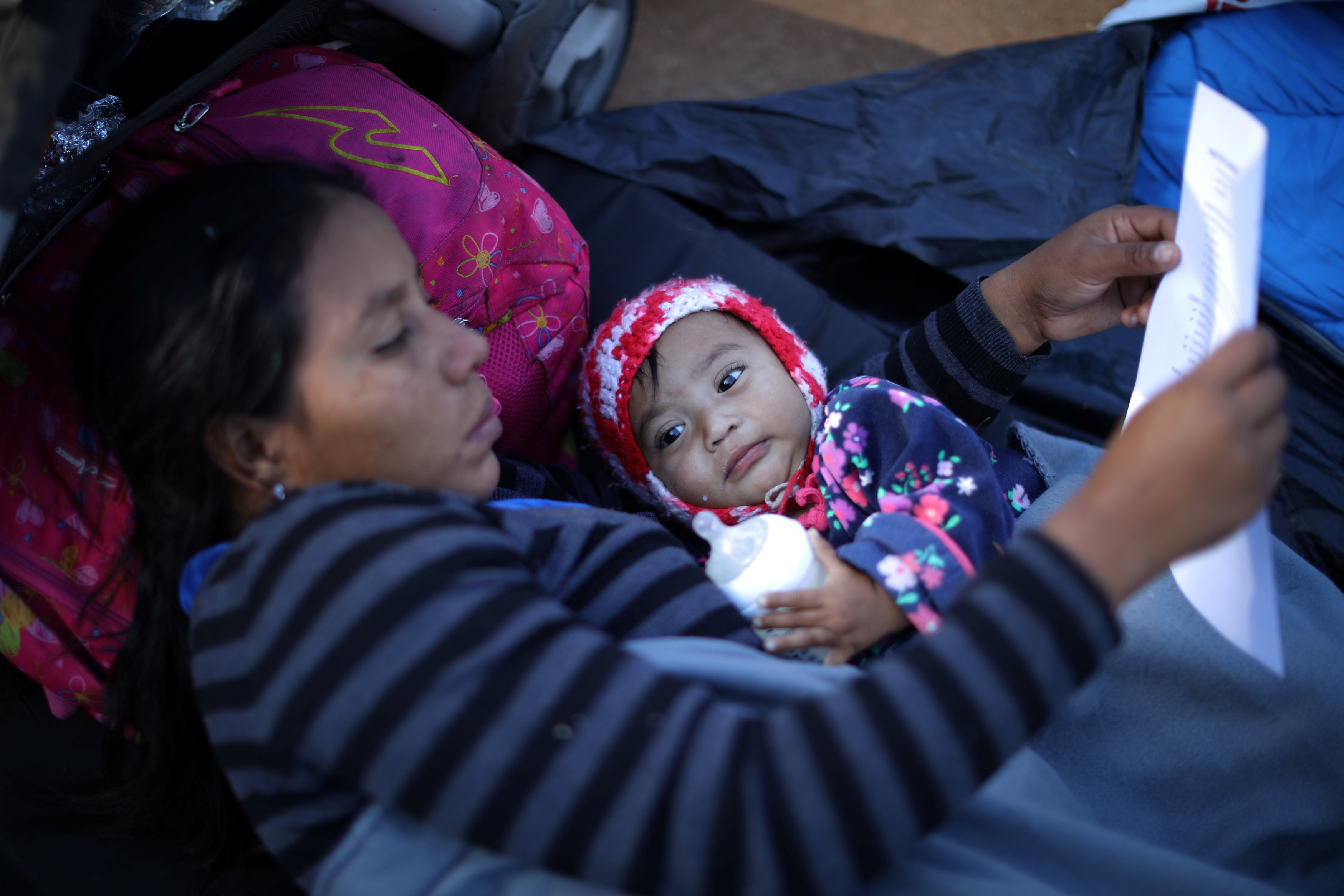 آلاف المهاجرون فى مخيم للايواء بالمكسيك (15)