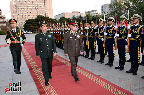زيارة الفريق محمد فريد رئيس أركان حرب القوات المسلحة للصين (2)