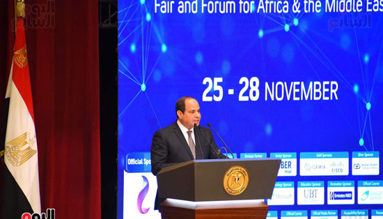 افتتاح الرئيس السيسي لمؤتمر ومعرض القاهرة الدولى للاتصالات (7)