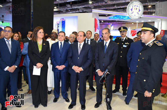 افتتاح الرئيس السيسي لمؤتمر ومعرض القاهرة الدولى للاتصالات (1)