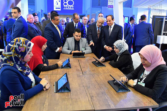 افتتاح الرئيس السيسي لمؤتمر ومعرض القاهرة الدولى للاتصالات (12)