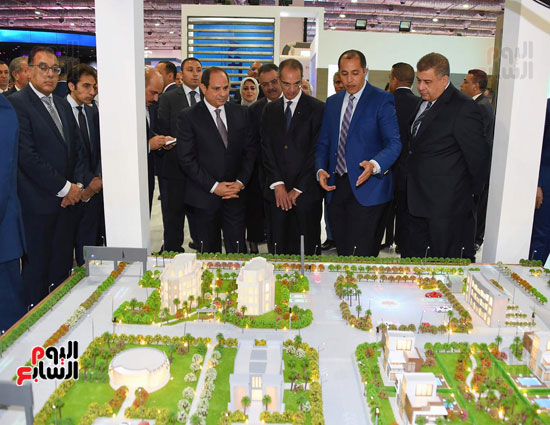 افتتاح الرئيس السيسي لمؤتمر ومعرض القاهرة الدولى للاتصالات (3)