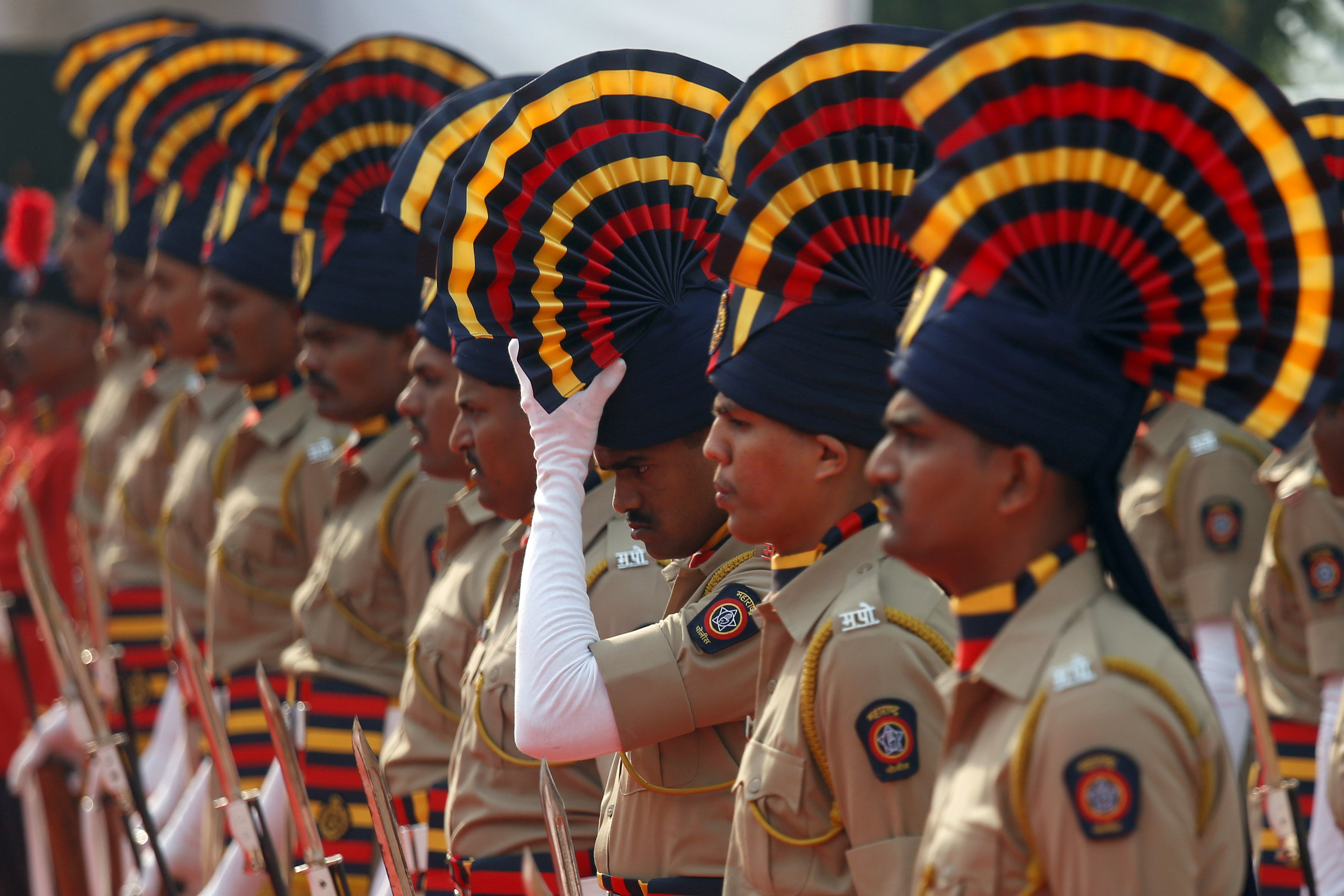 القوات الهندية تشارك فى إحياء ذكرى هجمات مومباى