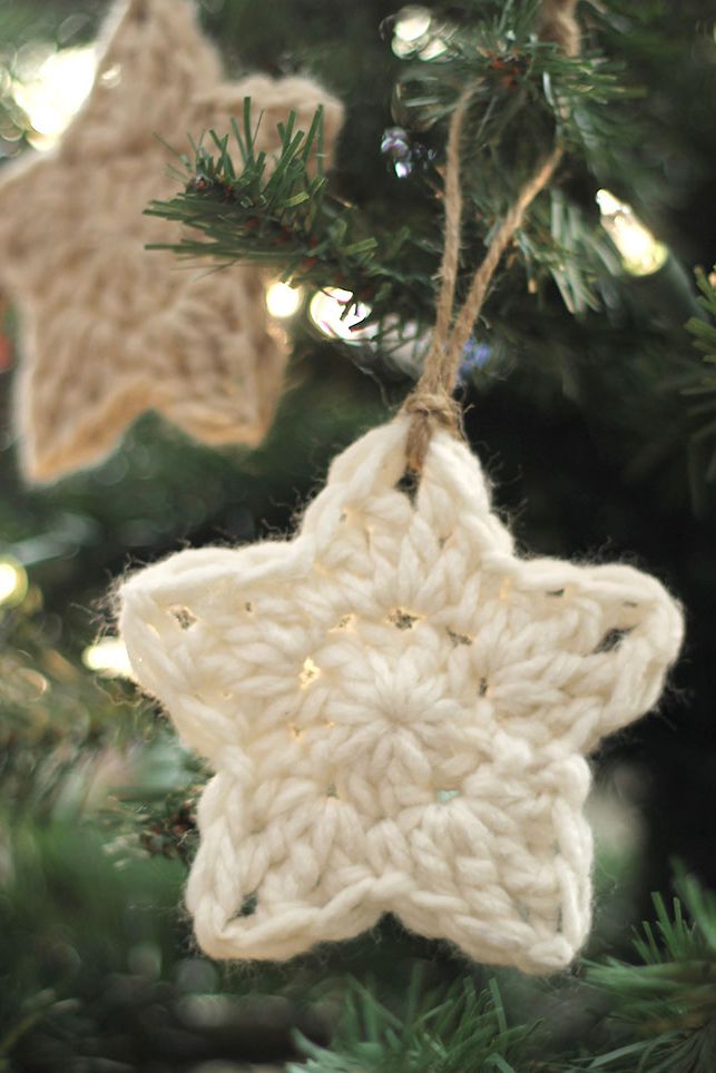 1479137908-crochet-star-ornament-3