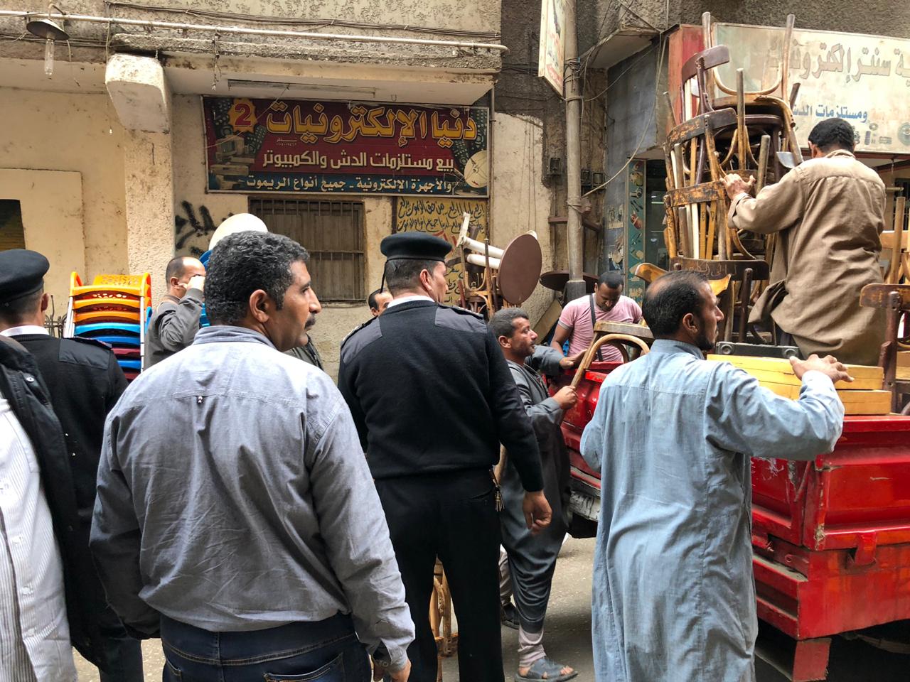 شرطة المرافق تزيل الإشغالات بميدان الجيزة والعجوزة وإمبابة (13)