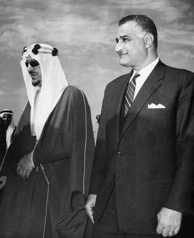 جمال عبد الناصر مع الملك فيصل