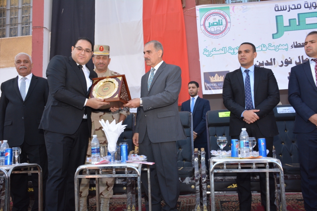 جامعة أسيوط تشارك مدرسة ناصر العسكرية احتفالها (4)