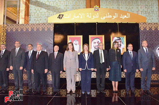 سفارة الإمارات بالقاهرة تحتفل بالعيد الوطنى الـ ٤٧ بحضور وزراء وإعلاميين (67)