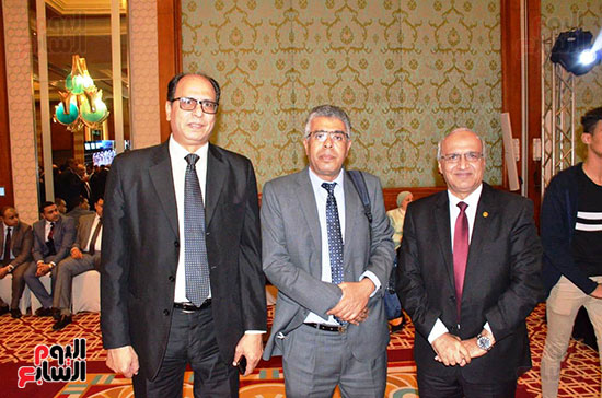 سفارة الإمارات بالقاهرة تحتفل بالعيد الوطنى الـ ٤٧ بحضور وزراء وإعلاميين (7)