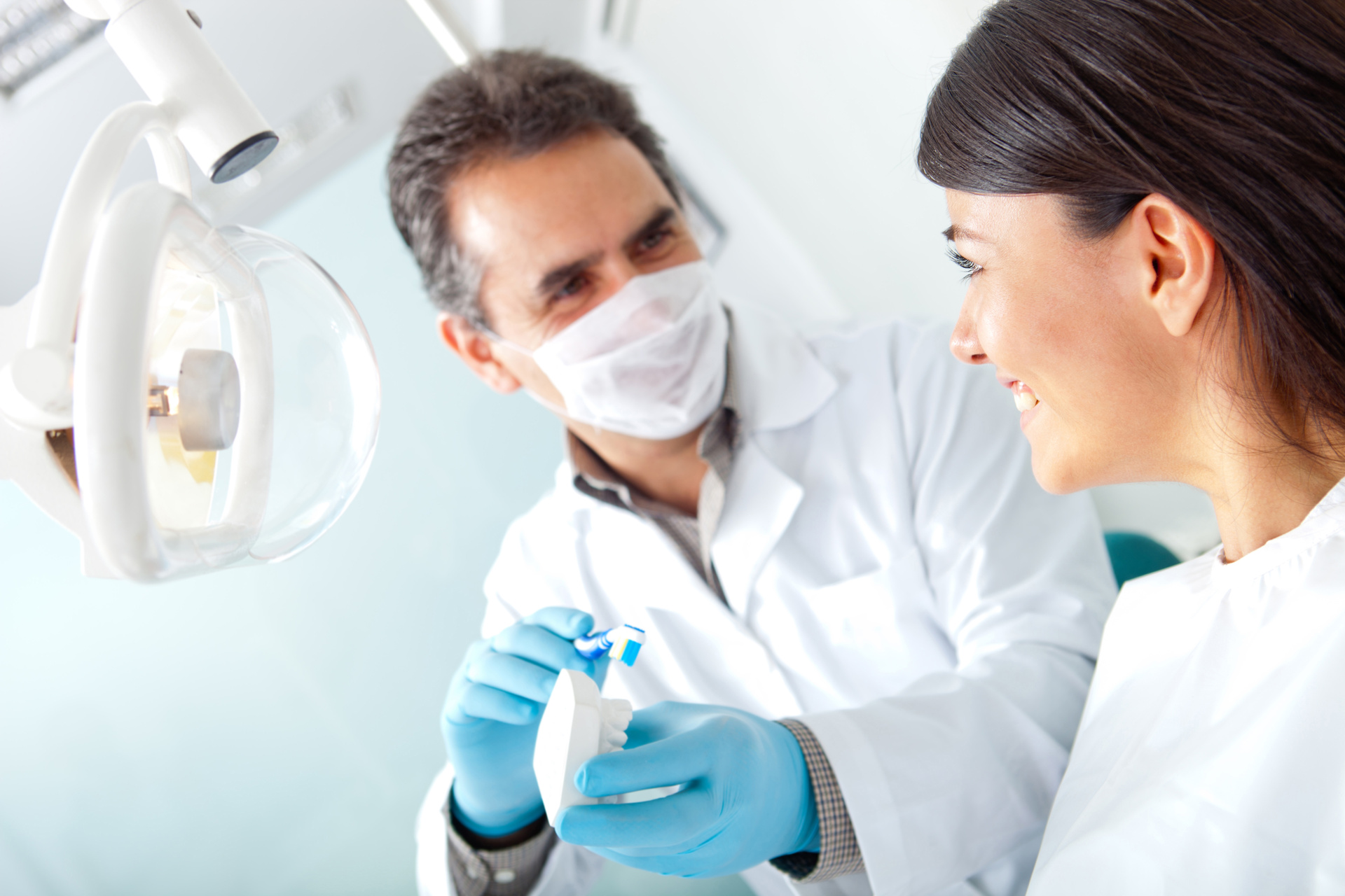 اعراض صداع الاسنان وطرق علاجه بالذهاب لطبيب الاسنان
