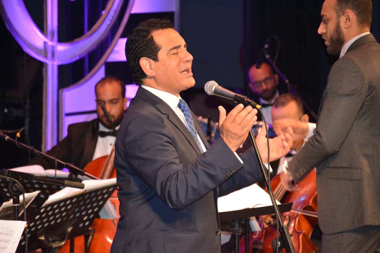 محمد ثروت يفتتح حفلات مهرجان الموسيقى العربية (3)