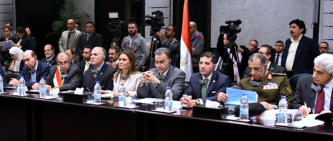 الوزراء المصريون المشاركون باللجنة المشتركة المصرية التركمانستانية