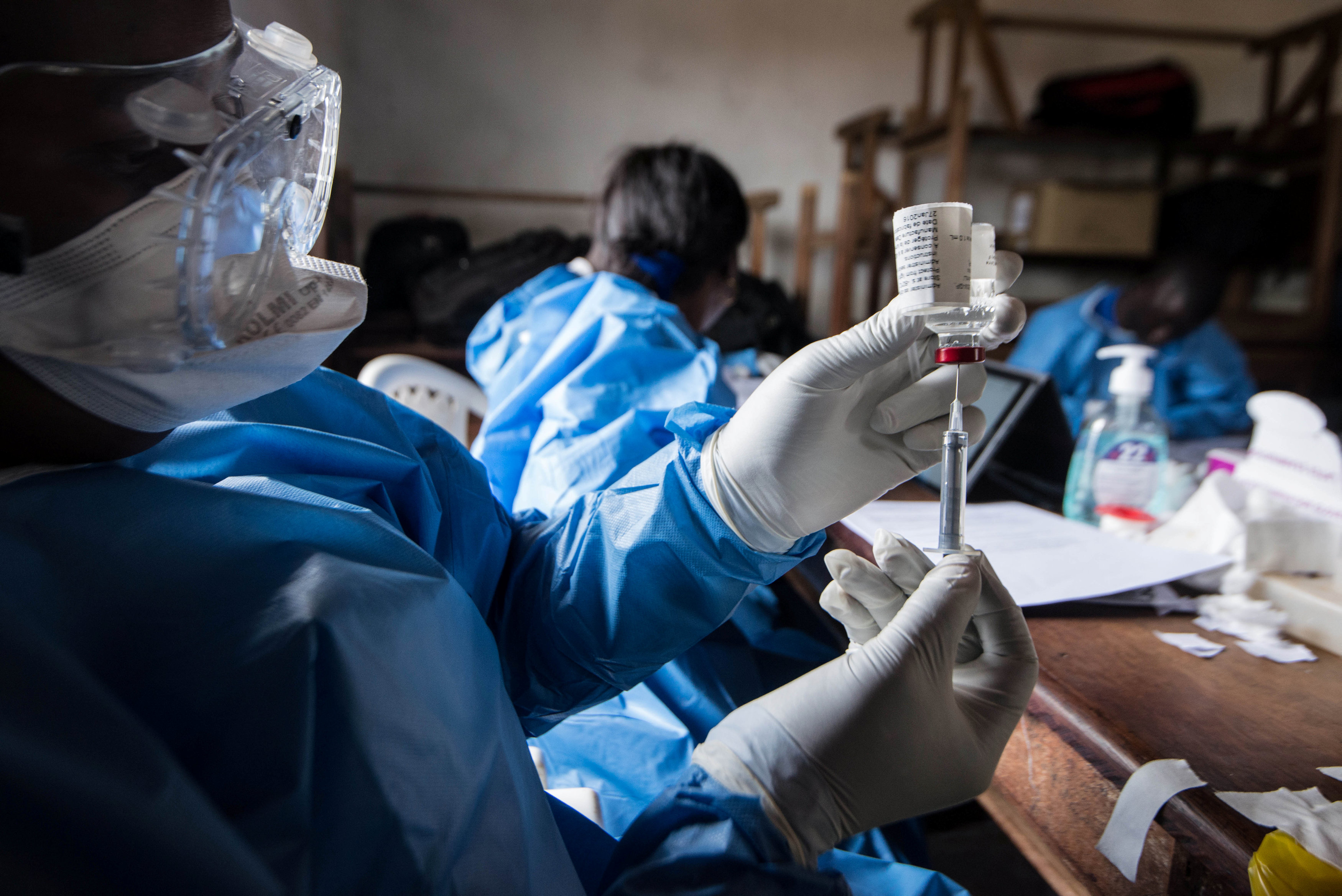 حملة التطعيم ضد الإيبولا