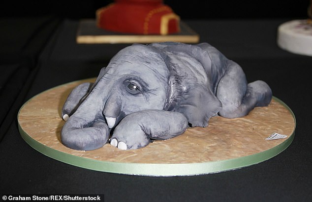 كعكة تجسد شخصية ديزنى Dumbo