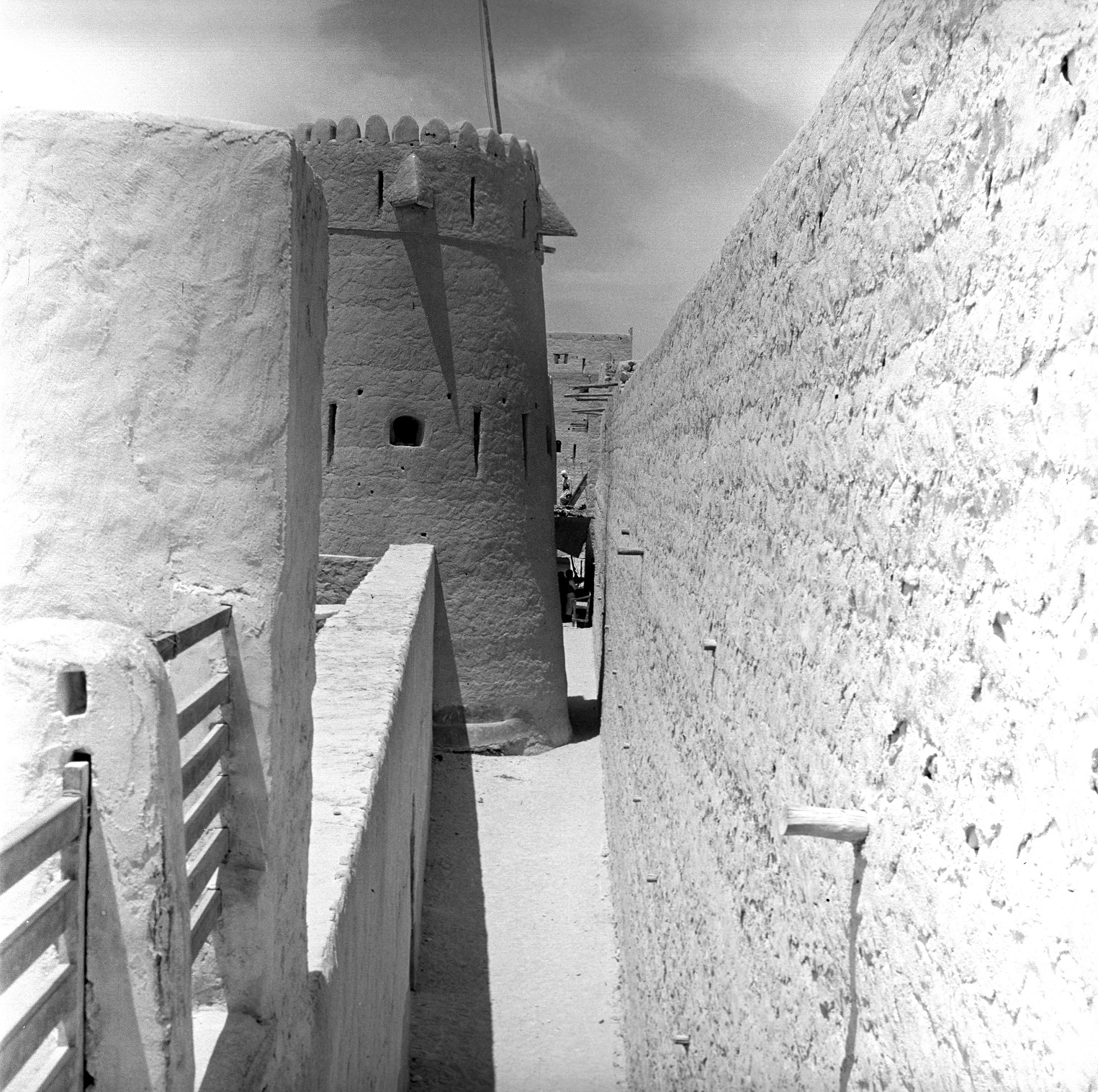 صورة أرشيفية لبرج المراقبة تعود للعام 1939