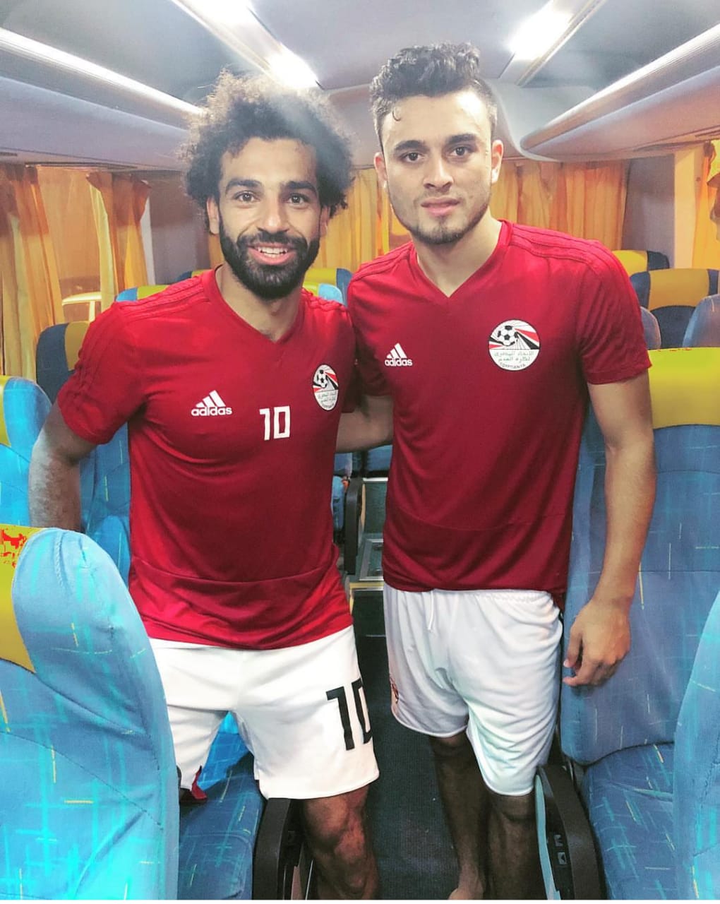 صلاح محسن مع محمد صلاح