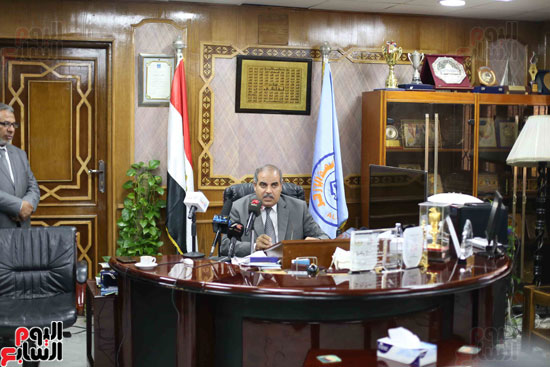 الدكتور محمد المحرصاوى رئيس جامعة الأزهر (2)