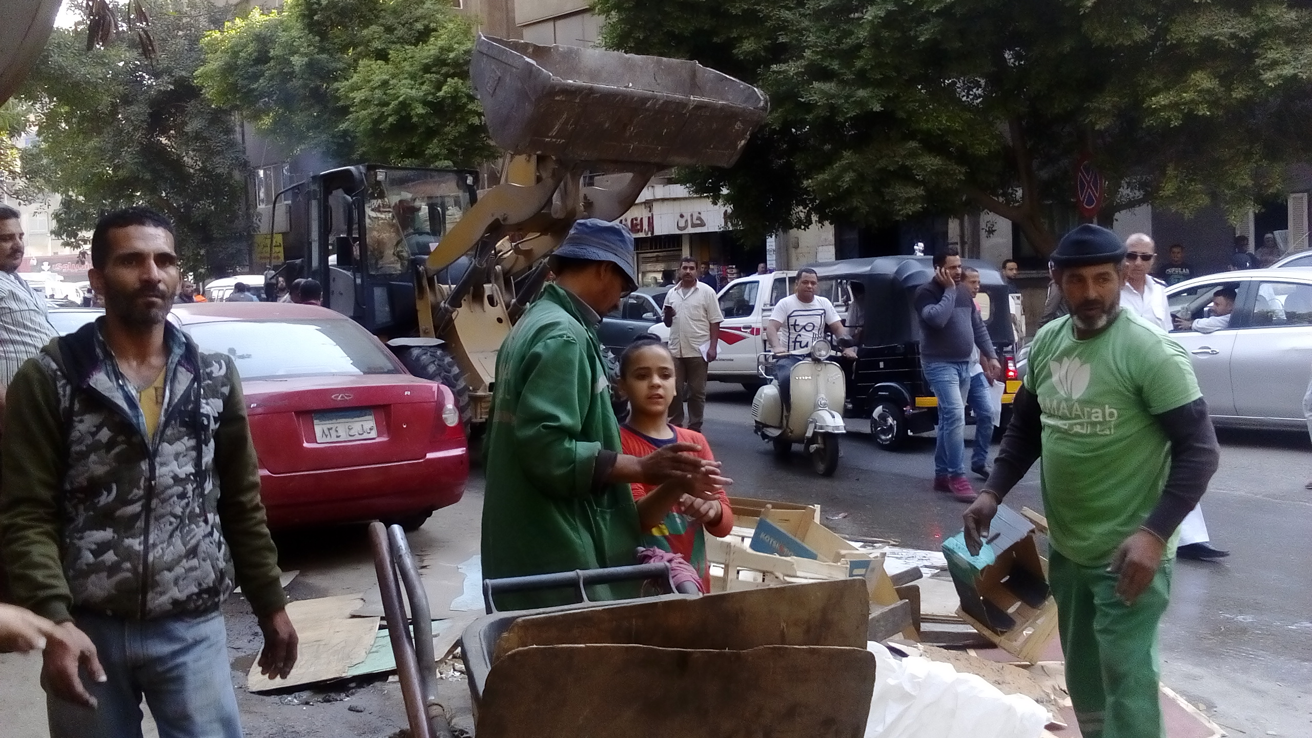 حملة مكبرة لرفع الإشغالات بالساحل فى القاهرة (4)