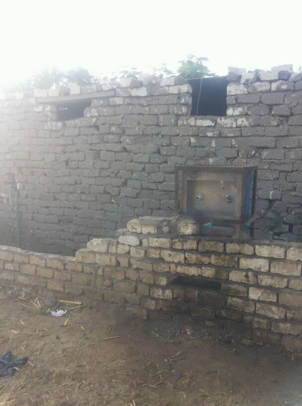 صور لمدرسة بقرية العور فى المنيا (5)