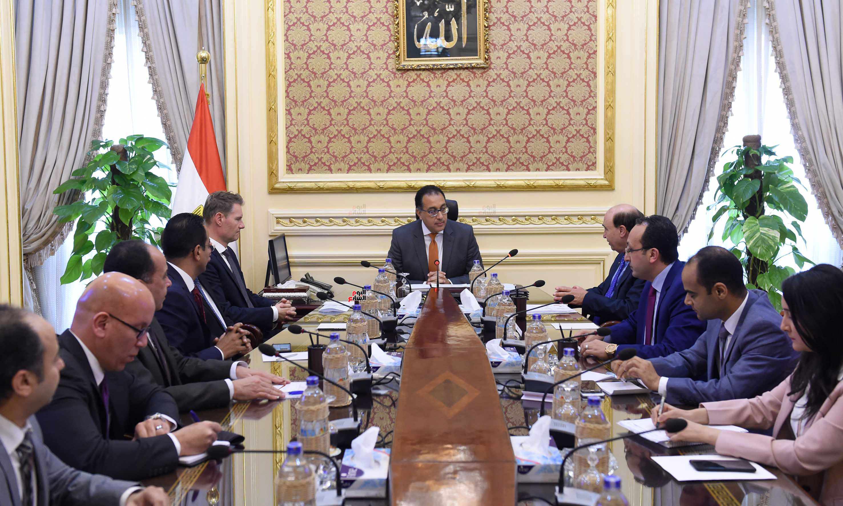 رئيس الوزراء يلتقى مسئولى ميرسك العالمية لجذب خطوطا ملاحية لشرق بورسعيد (3)