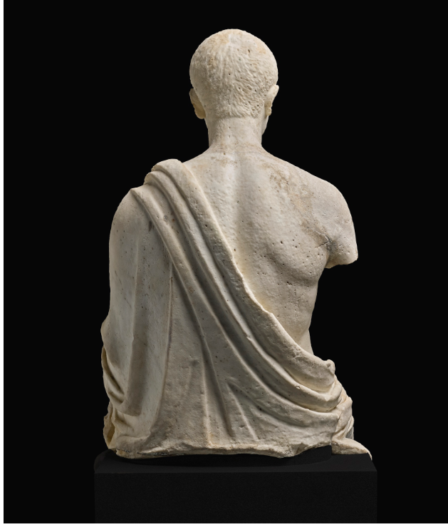  تمثال الشاعر الرومانى  (2)