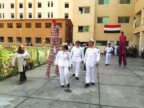 شرطة الخيالة بمديرية أمن القاهرة تستقبل طلاب مدرسة  (2)