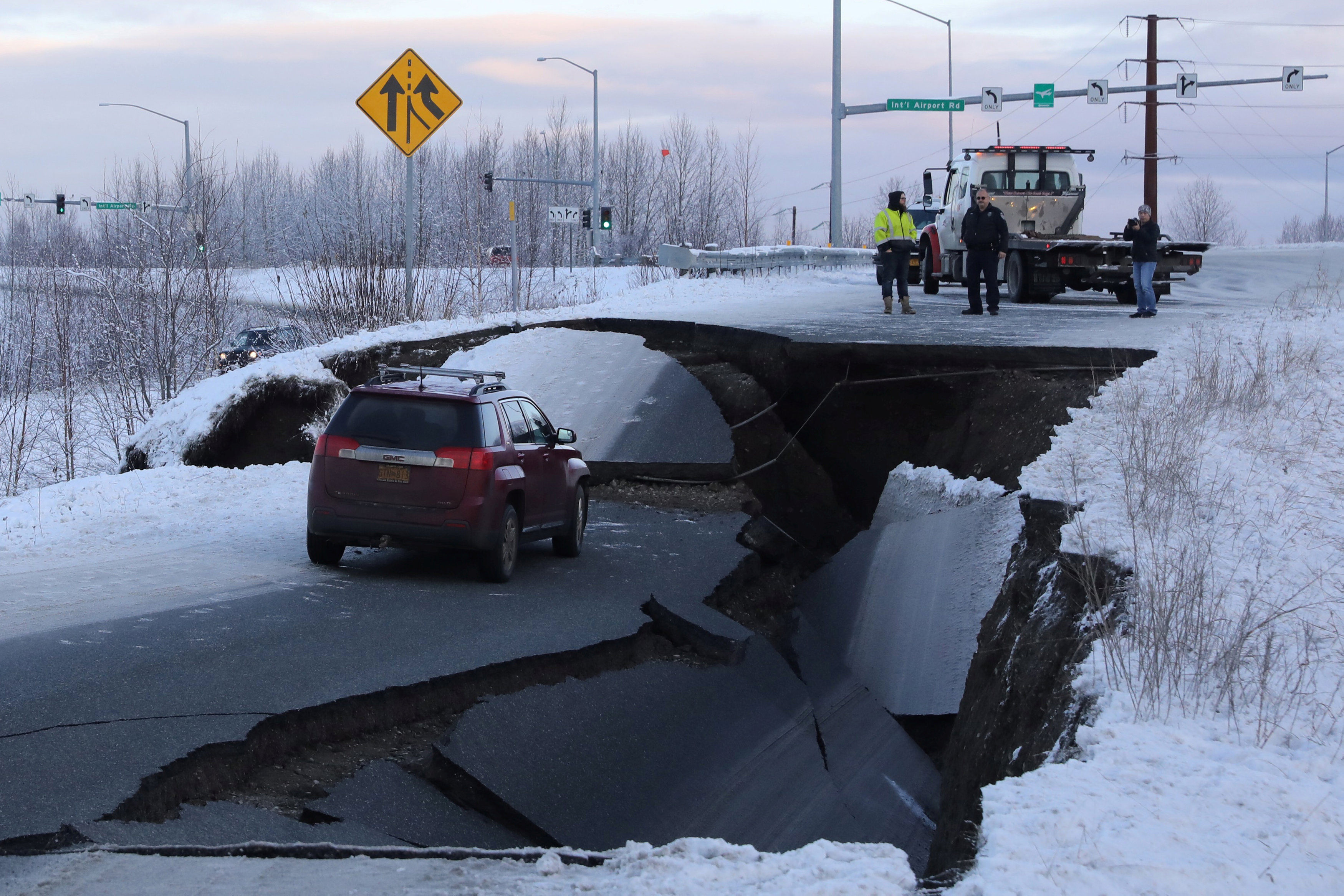 زلزال عنيف فى ألاسكا  (7)