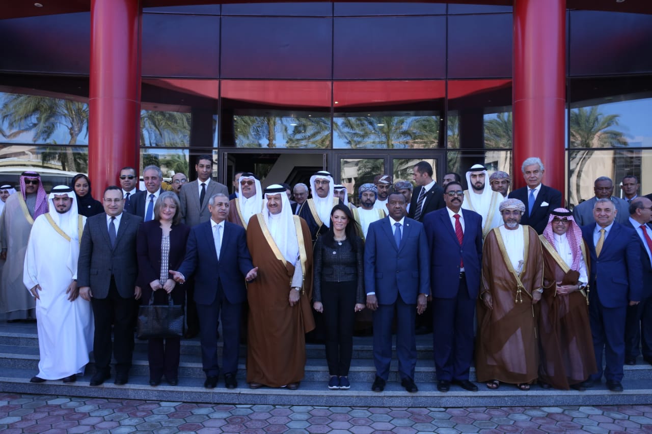  لجنة تطوير الاستراتيجية العربية للسياحة (4)