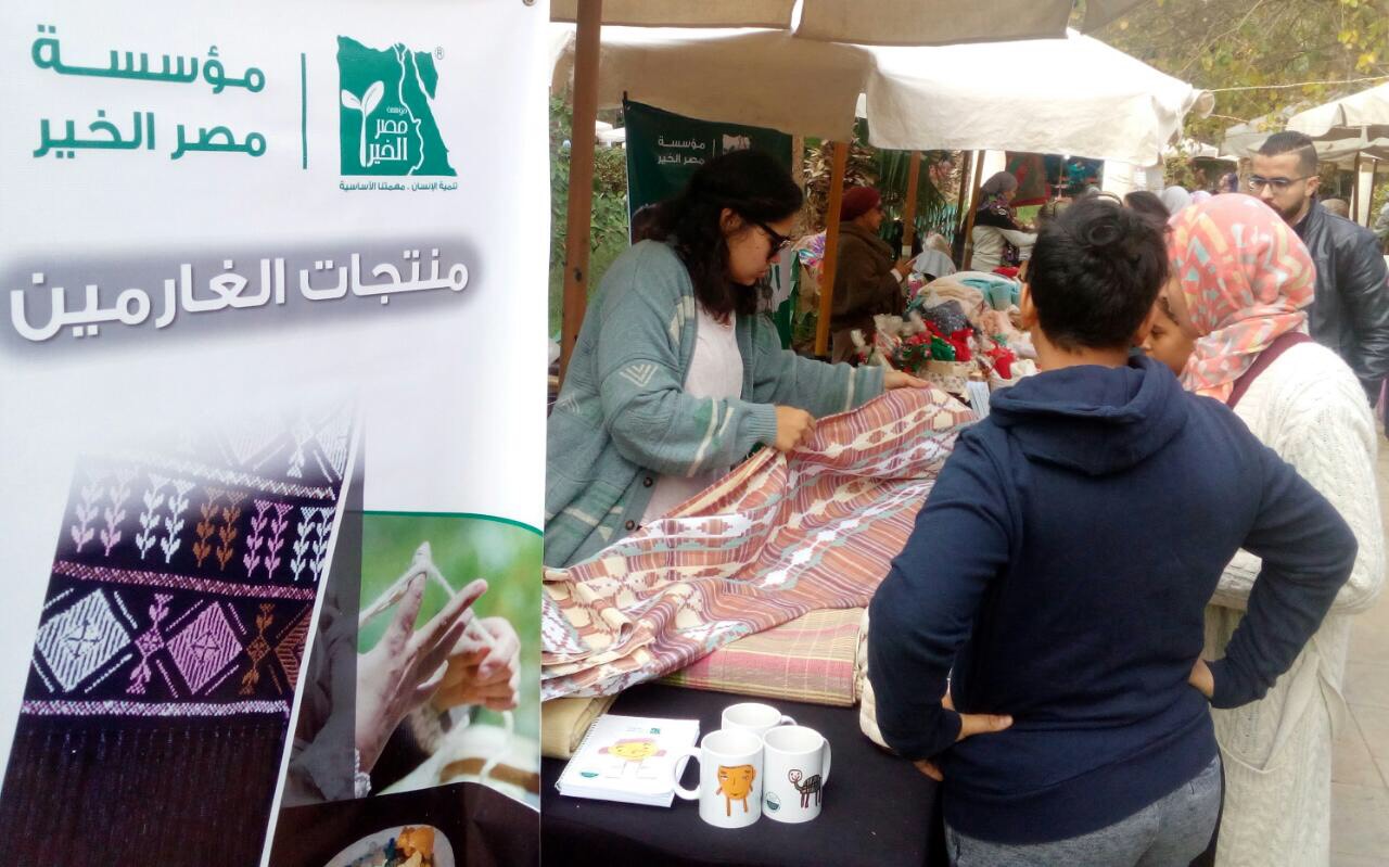 مصر الخيرتشارك بمنتجات الغارمين في معارض التراث والصناعات اليدوية (2)