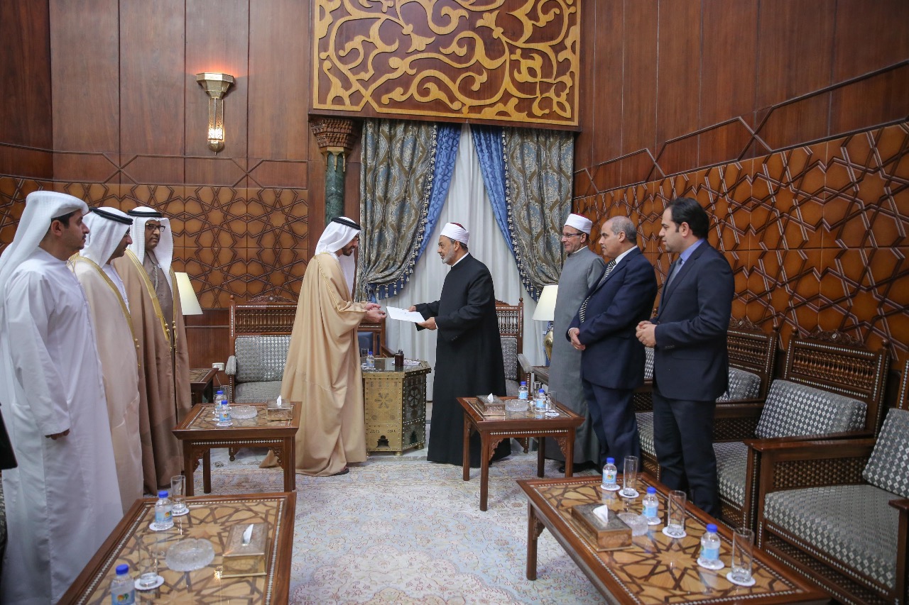 شيخ الازهر يستقبل وزير خارجية الامارات العربية المتحدة