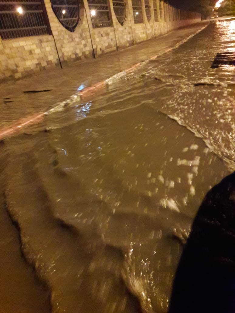 المياه فى الشارع
