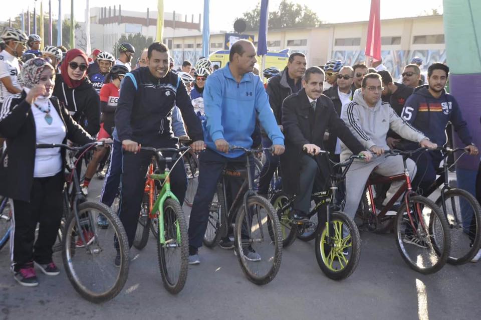 مهرجان الدراجات للجامعات والمعاهد العليا بجامعة قناة السويس (11)