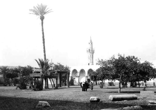 مسجد عمرو بن العاص قبل 100 عام