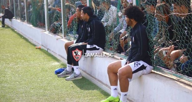 ثلاثى الزمالك يتابع قمة الشباب