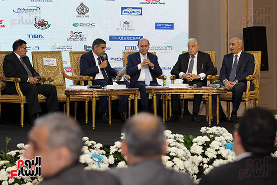 مؤتمر أخبار اليوم الاقتصادي الخامس جلسة الاستثمار فى سيناء (12)