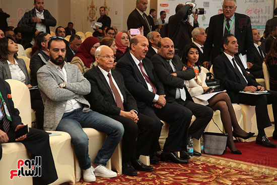 مؤتمر أخبار اليوم الاقتصادي الخامس جلسة الاستثمار فى سيناء (3)