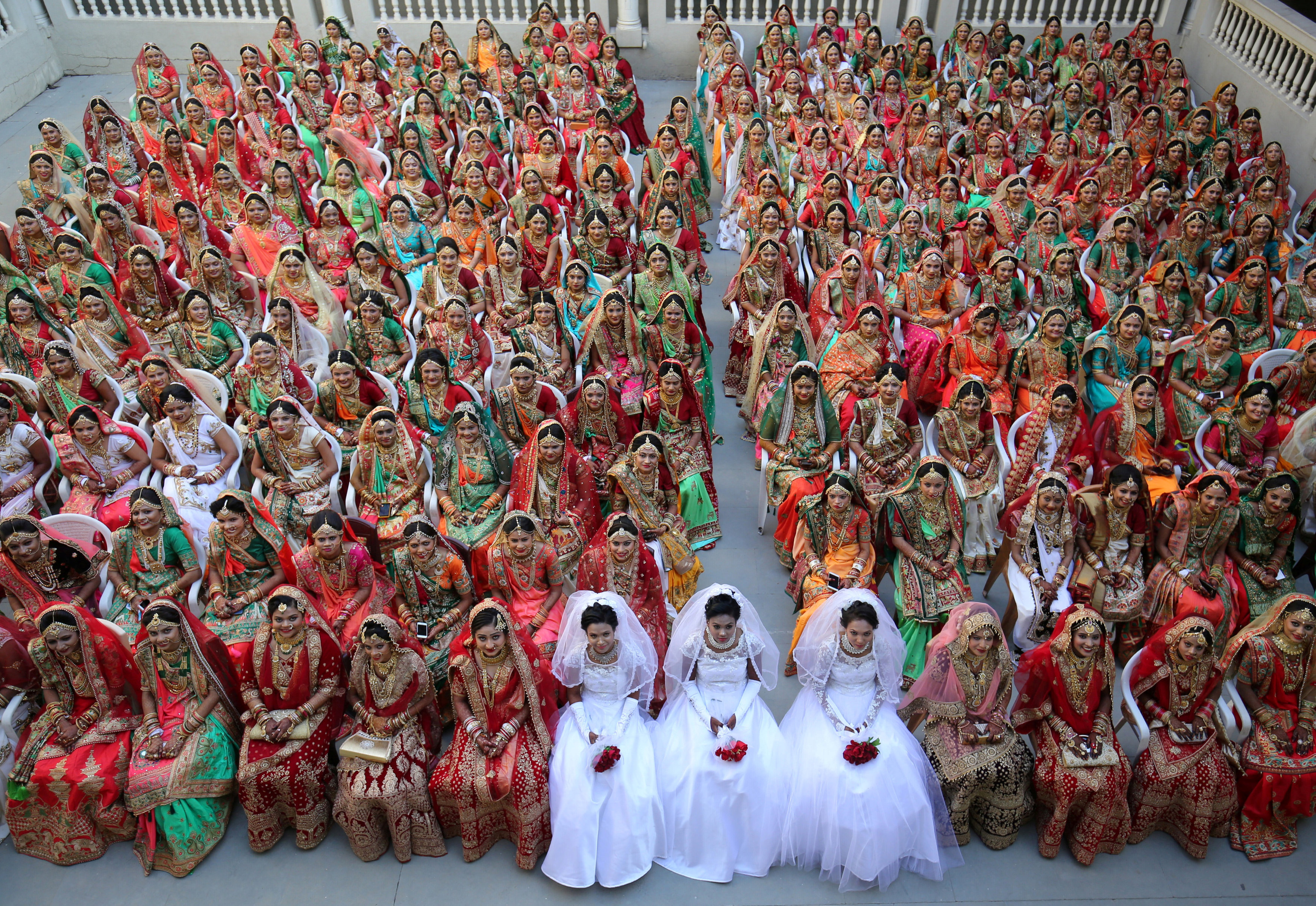 حفل زفاف جماعى فى الهند (10)