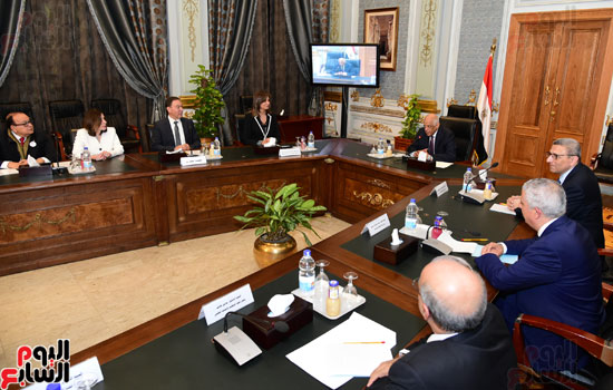 الدكتور على عبد العال رئيس مجلس النواب يكرم علماء مصر في الخارج  (7)
