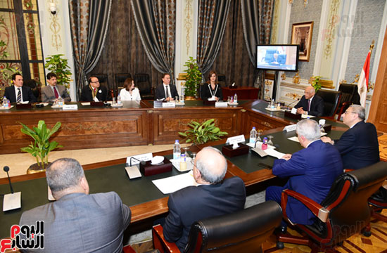 الدكتور على عبد العال رئيس مجلس النواب يكرم علماء مصر في الخارج  (10)