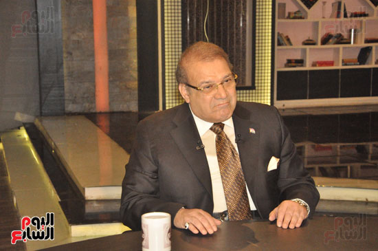 الدكتور-حسن-راتب-رئيس-مجلس-أمناء-جامعة-سيناء-(2)